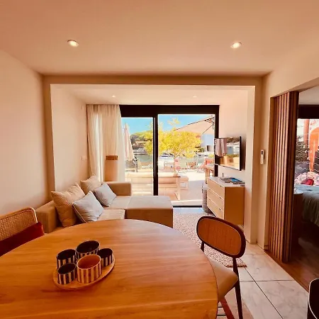 Les Pieds Dans L'eau * Le Barcarès