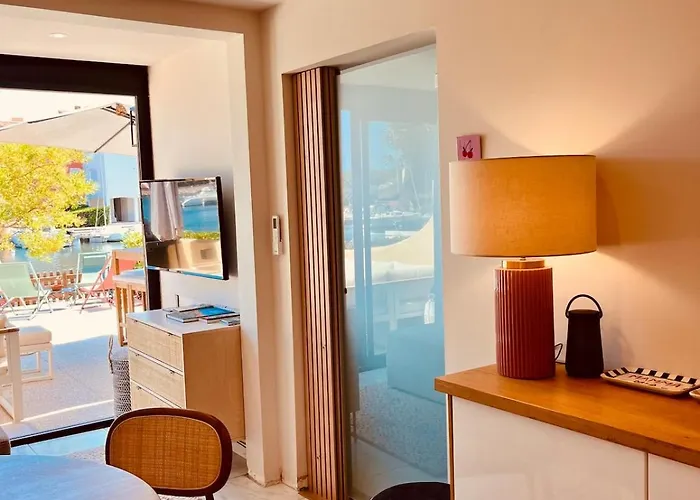 Apartment Les Pieds Dans L'eau