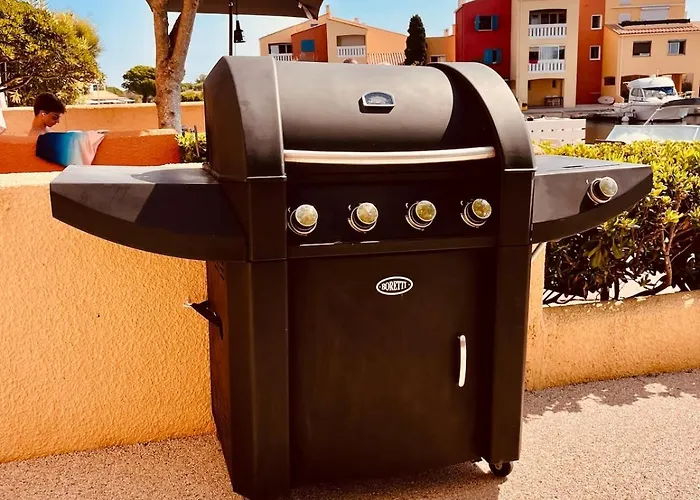 Les Pieds Dans L'eau Apartment