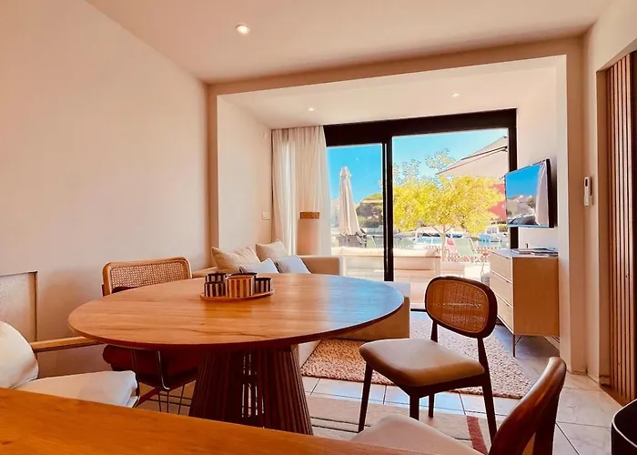 Apartment Les Pieds Dans L'eau