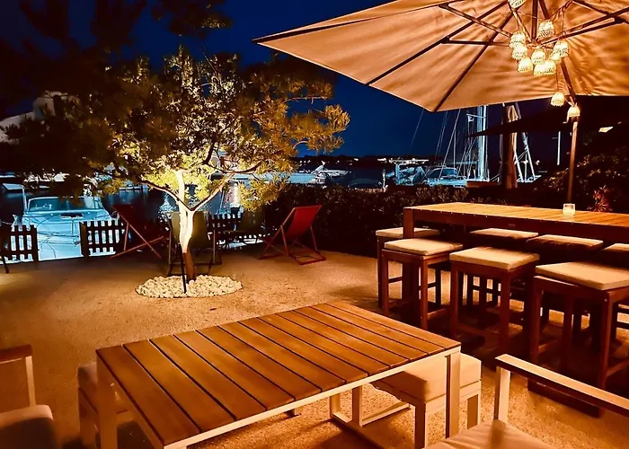 Apartment Les Pieds Dans L'eau *