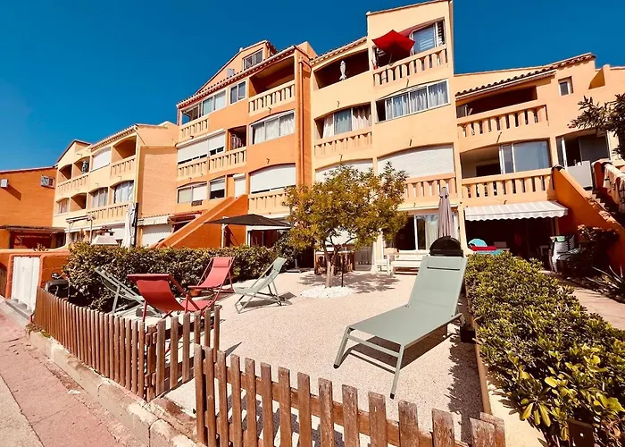 Les Pieds Dans L'eau *