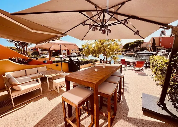 Les Pieds Dans L'eau Le Barcarès