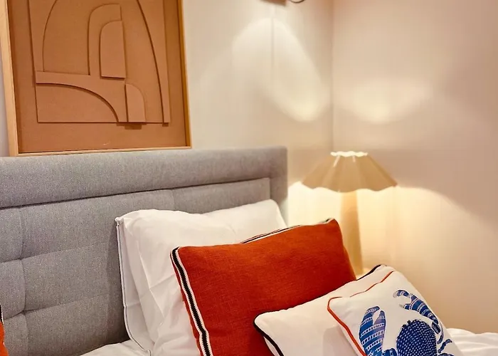 Les Pieds Dans L'eau